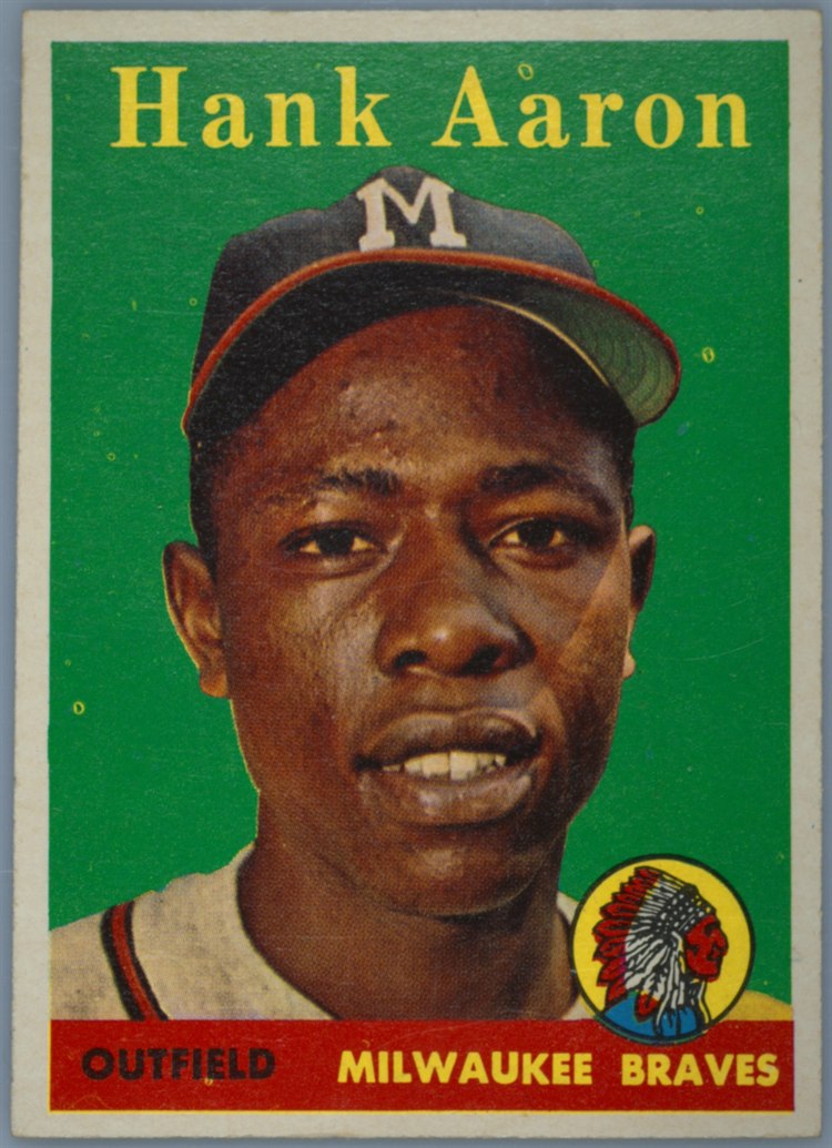 1958 Topps #30B Hank Aaron, Milwaukee Braves, Yellow Name variation