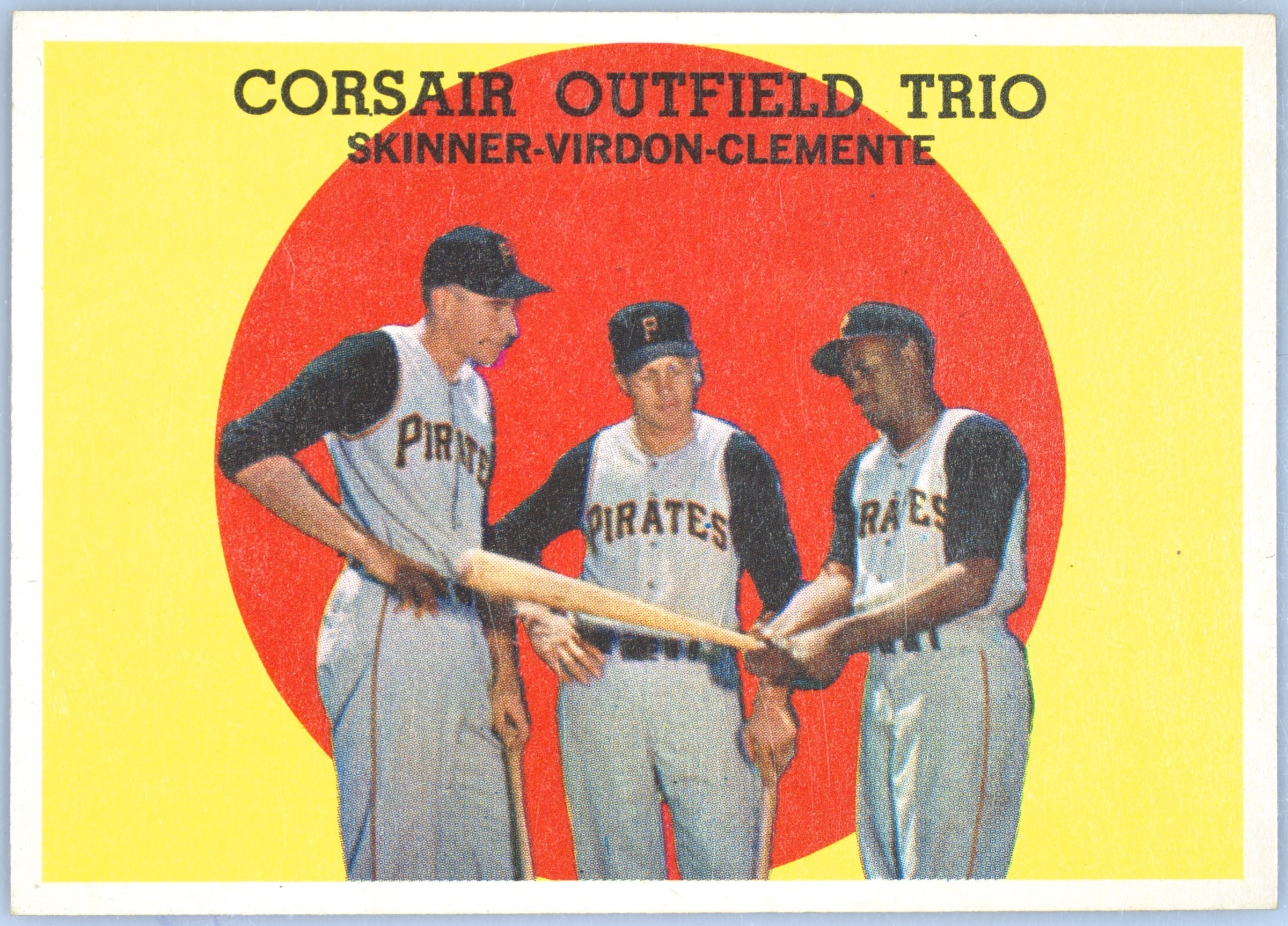 1959 Topps #543 Bob Skinner / Bill Virdon / Roberto Clemente "Corsair Outfield Trio", Pittsburgh Pirates (front)